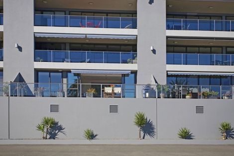 Photo of property in Waterfront Apartments, 2/309 Wakefield Quay, Stepneyville, Nelson, 7010