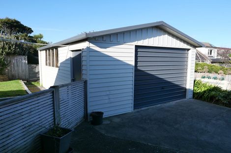 Photo of property in 4 Myrtle Lane, Raumati Beach, Paraparaumu, 5032