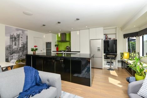 Photo of property in 83 Sandwich Road, St Andrews, Hamilton, 3200