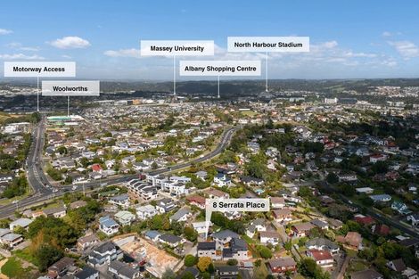 Photo of property in 8a Serrata Place, Browns Bay, Auckland, 0630