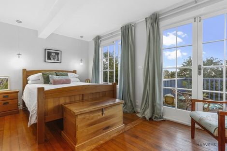 Photo of property in 1 Bush Road, Waiatarua, Auckland, 0604