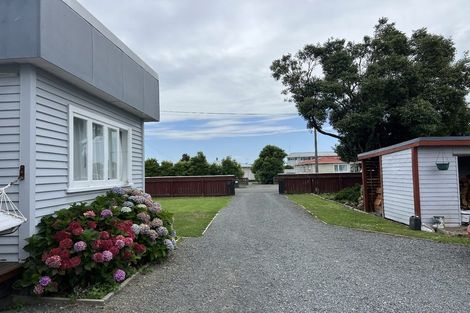 Photo of property in 28 Lemon Street, Otaki, 5512