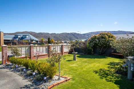 Photo of property in 23 Albert Drive, Clyde, 9330