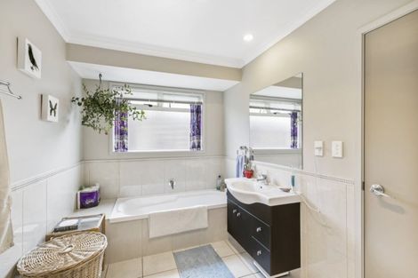 Photo of property in 23 Malta Crescent, Katikati, 3129