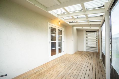 Photo of property in 653 Featherston Street, Roslyn, Palmerston North, 4414