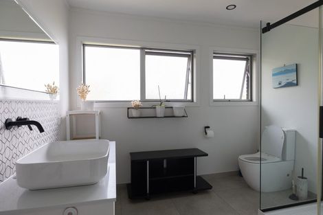 Photo of property in 8 Kemp Road, Kerikeri, 0230