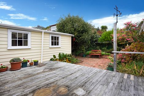 Photo of property in 143 Tasman Street, Nelson, 7010