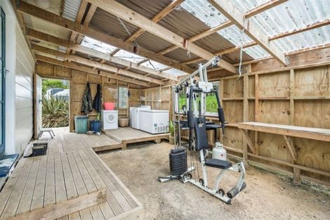 Photo of property in 623 Whananaki Road North, Opuawhanga, Hikurangi, 0181