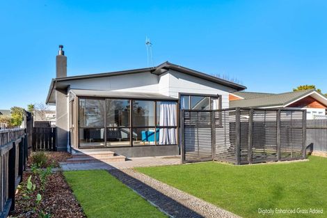 Photo of property in 26 Haydon Street, Roslyn, Palmerston North, 4414