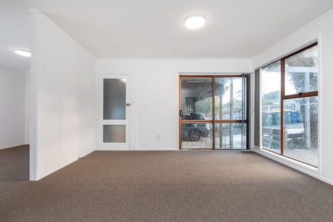 Photo of property in 70 Solar Road, Glen Eden, Auckland, 0602