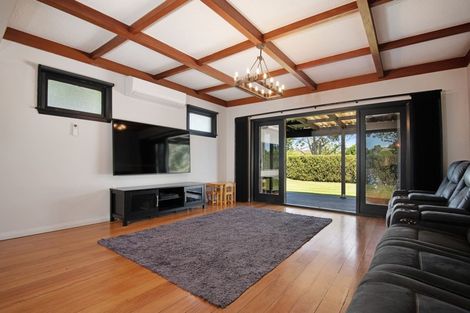 Photo of property in 1 Chamberlain Street, Feilding, 4702