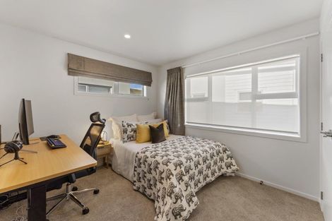 Photo of property in 39 Mcgrath Way, Taita, Lower Hutt, 5011