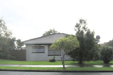Photo of property in 1/24 Cromdale Avenue, Highland Park, Auckland, 2010
