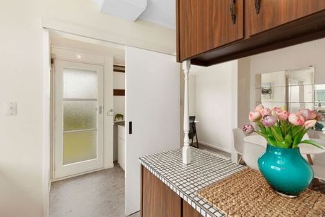 Photo of property in 264b Dowse Drive, Maungaraki, Lower Hutt, 5010