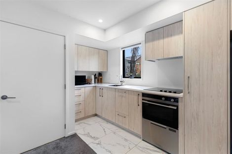 Photo of property in 3/25 Hargest Crescent, Sydenham, Christchurch, 8023