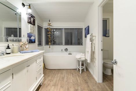 Photo of property in 12 Lindoch Avenue, Te Puna, Tauranga, 3174