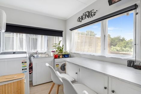 Photo of property in 108 Anzac Parade, Whanganui East, Whanganui, 4500