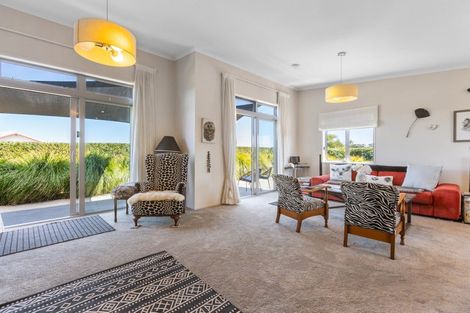 Photo of property in 138 Stent Road, Warea, New Plymouth, 4381