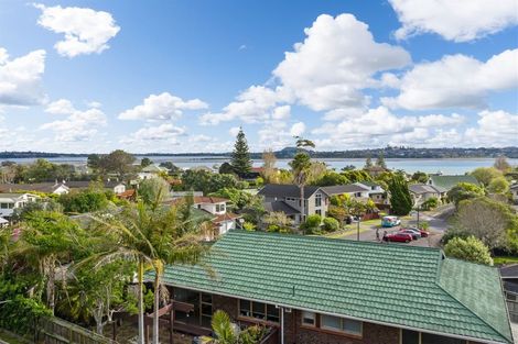 Photo of property in 23 Clovelly Road, Bucklands Beach, Auckland, 2012