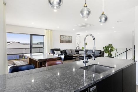 Photo of property in 72 Harakeke Drive, Wharewaka, Taupo, 3330