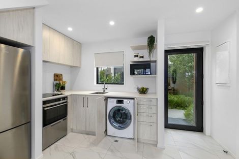 Photo of property in 5/4 Johnston Grove, Taita, Lower Hutt, 5011