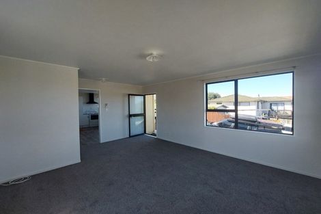 Photo of property in 2/19 Silver Creek Road, Weymouth, Auckland, 2103