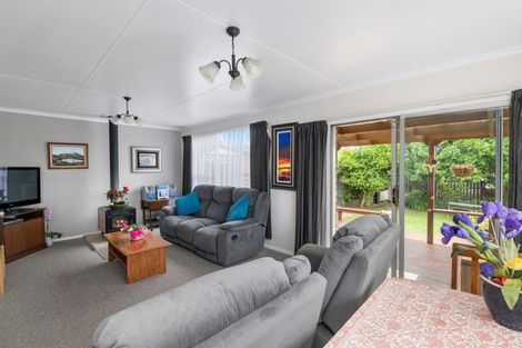 Photo of property in 10 Regal Street, Levin, 5510