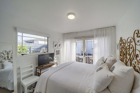 Photo of property in 192 Wellesley Road, Napier South, Napier, 4110