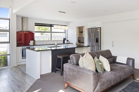 Photo of property in 15a Tomes Road, St Albans, Christchurch, 8052