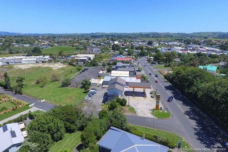 Photo of property in 39 Kitchener Road, Waiuku, 2123