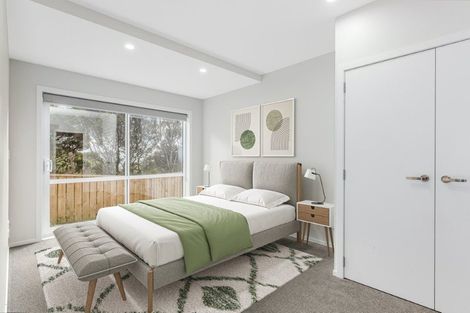 Photo of property in 5 Kohu Way, Whitby, Porirua, 5024