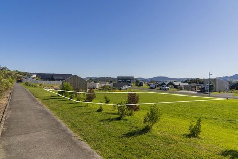 Photo of property in 13 Oliver Leighs Drive, Cooks Beach, 3591