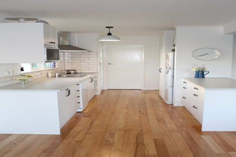 Photo of property in 121 Alexander Road, Raumati Beach, Paraparaumu, 5032