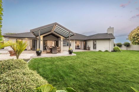 Photo of property in 22 Watkins Road, Cambridge, 3434