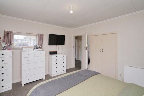Photo of property in 24 Lincoln Road, Hillmorton, Christchurch, 8024