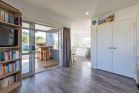 Photo of property in 2080 Elsthorpe Road, Elsthorpe, Havelock North, 4295