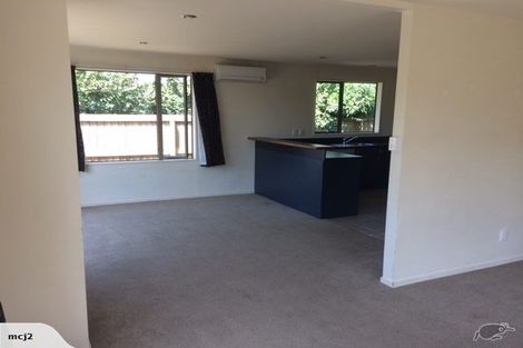 Photo of property in 218 Wainoni Road, Avondale, Christchurch, 8061