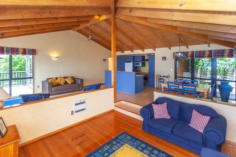 Photo of property in 57 Motuhoa Road, Tairua, 3508