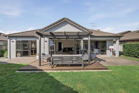 Photo of property in 20 Ohope Place, Papamoa Beach, Papamoa, 3118