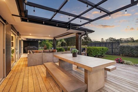 Photo of property in 583 State Highway 16, Kumeu, 0891