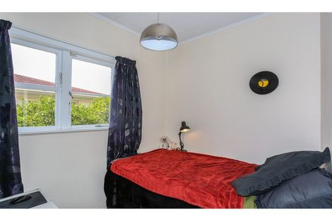 Photo of property in 2/101a Clevedon Road, Papakura, 2110