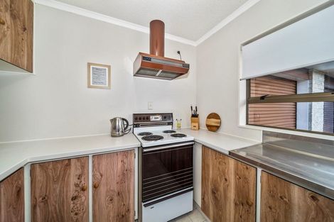 Photo of property in 98b Govett Avenue, Frankleigh Park, New Plymouth, 4310