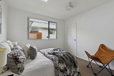 Photo of property in 35 Jadewynn Drive, Massey, Auckland, 0614