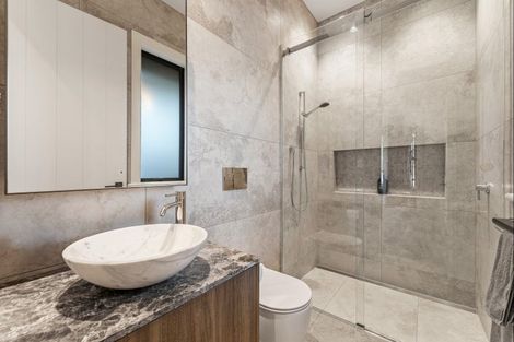 Photo of property in 10 Ida Way, Omaha, 0986