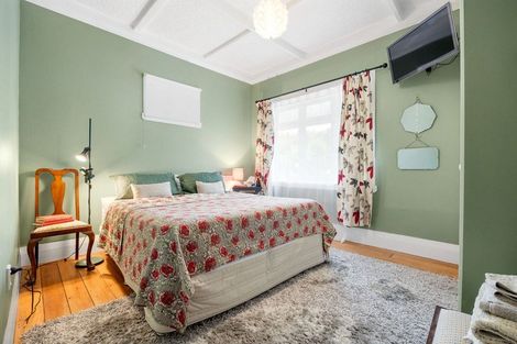 Photo of property in 15 Hamilton Road, Cambridge, 3434