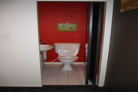 Photo of property in Grandstand Apartments, 8/80 Kent Terrace, Mount Victoria, Wellington, 6011