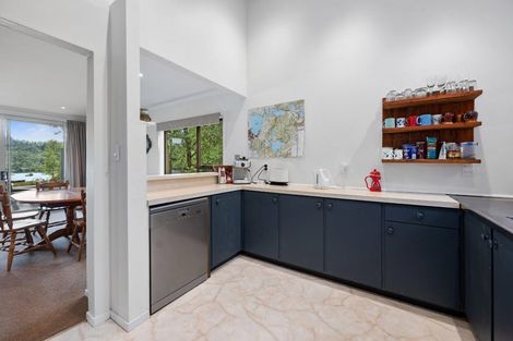 Photo of property in 8 Ronald Road, Lake Tarawera, Rotorua, 3076