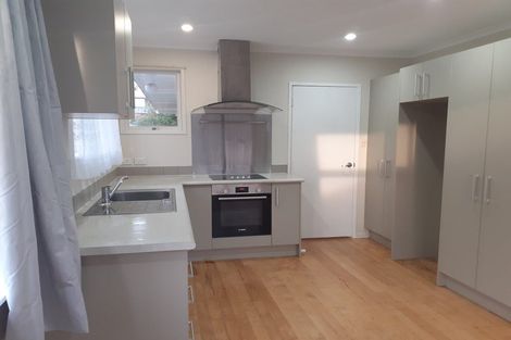 Photo of property in 13 Lewis Road, Pakuranga, Auckland, 2010