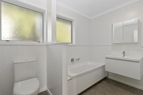 Photo of property in 30b Morrow Avenue, St Andrews, Hamilton, 3200