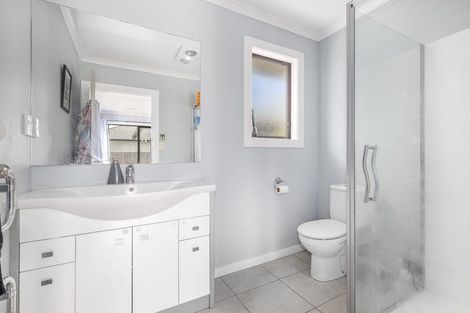 Photo of property in 10 Tararua Close, Aotea, Porirua, 5024